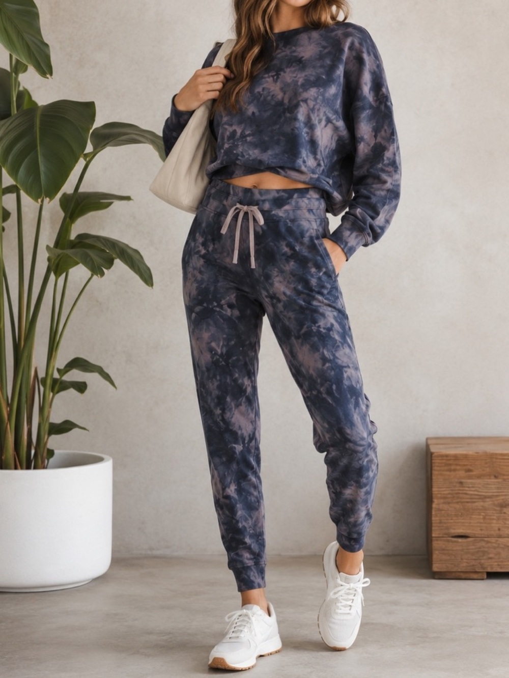 Lululemon Ready To Rulu
Diamond Dye Lunar Rock True
Navy High Rise Jogger Pants